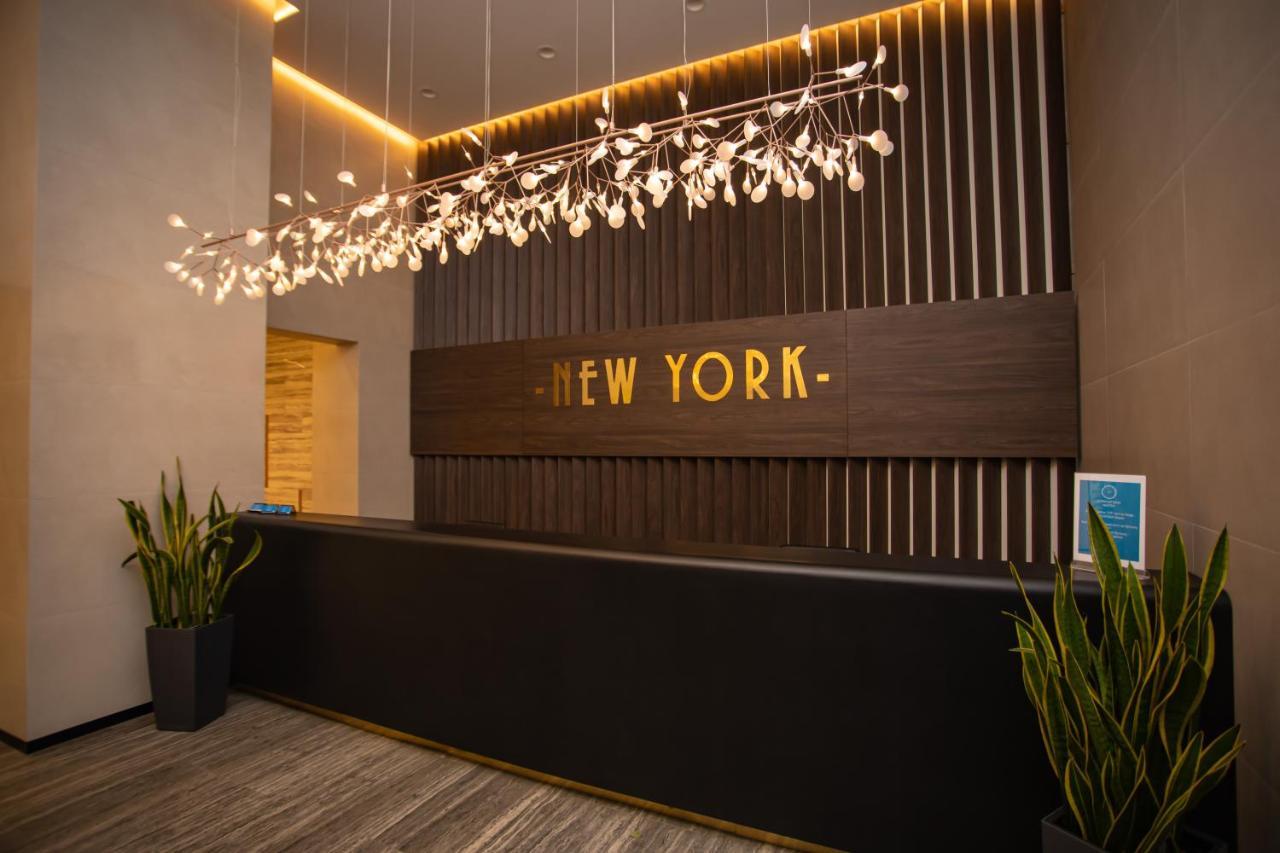 Petrovdom 13-141 In Rc New York Concept House With Bathroom Kiev Exteriör bild