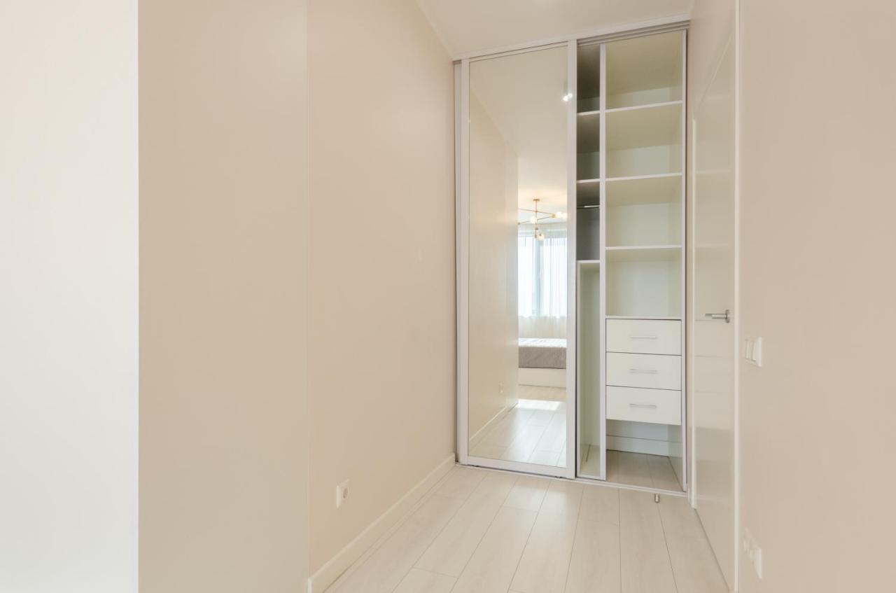 Petrovdom 13-141 In Rc New York Concept House With Bathroom Kiev Exteriör bild